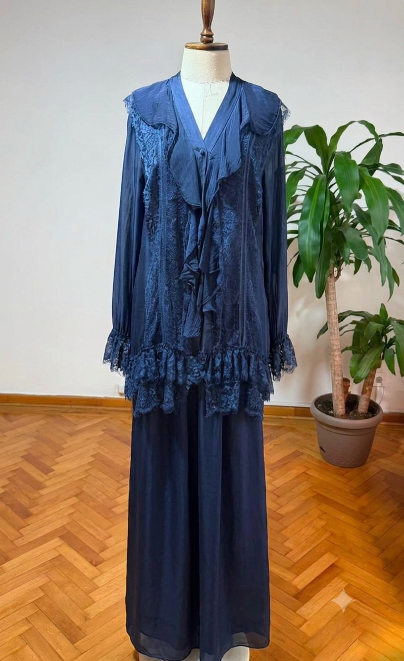 AUBE DARK BLUE — THE FIRST LIGHT
